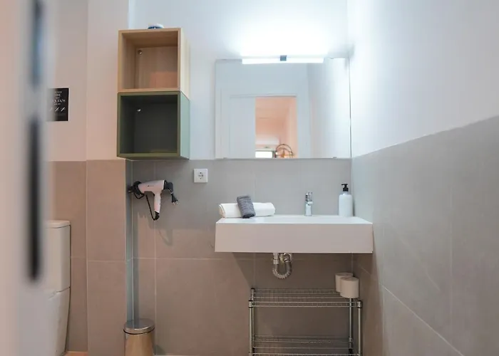 Premium & Centrico * فالنسيا